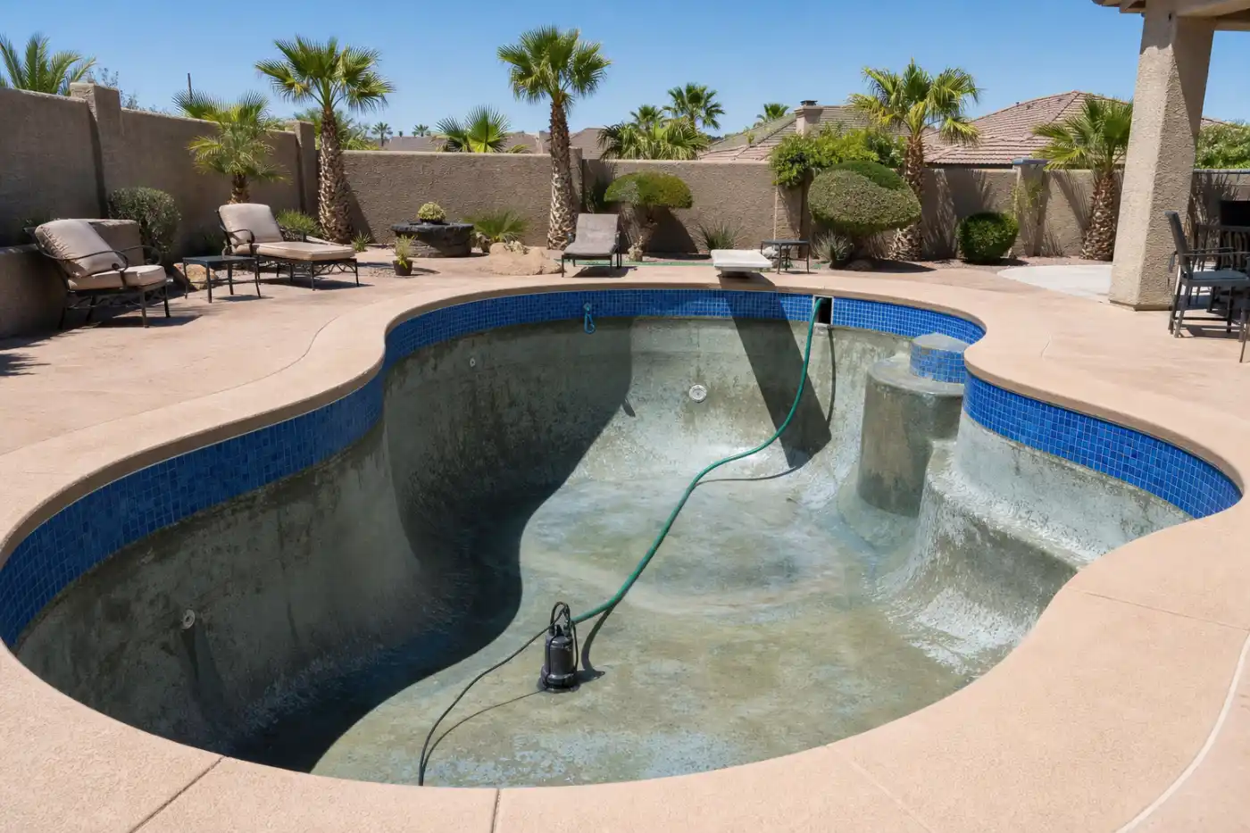 Should a Las Vegas Pool Be Drained and Refilled